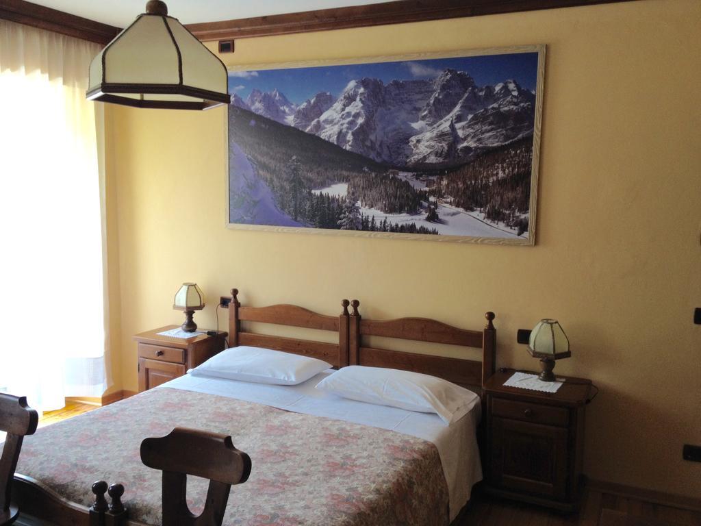 Albergo Garni Ajarnola Ауронцо-ді-Кадоре Номер фото